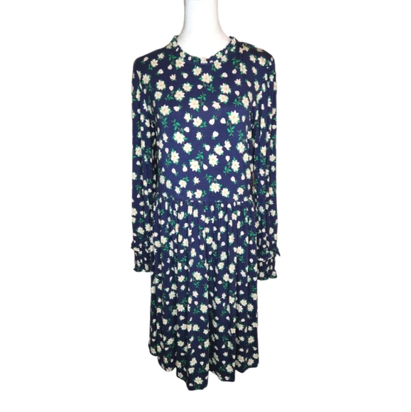 Draper James Dresses & Skirts - NEW Draper James Kitty Dress in Magnolia Size Medium